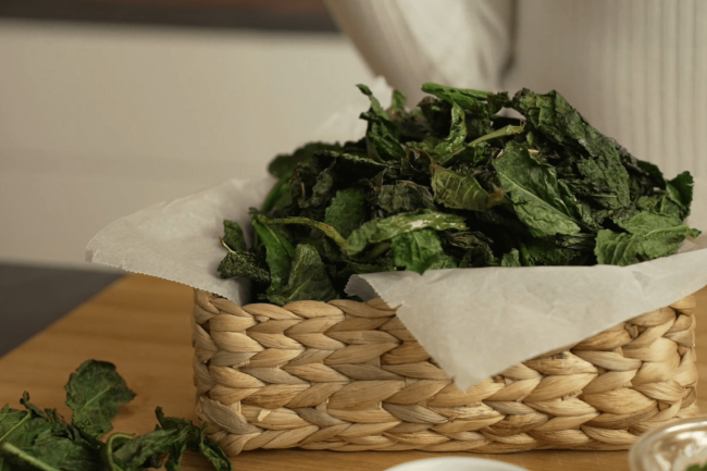 Kale chips in air fryer