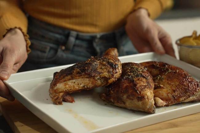 Chicken thighs in bbq sauce in air fryer