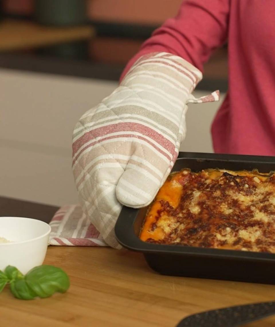 Lasagna bolognese in air fryer