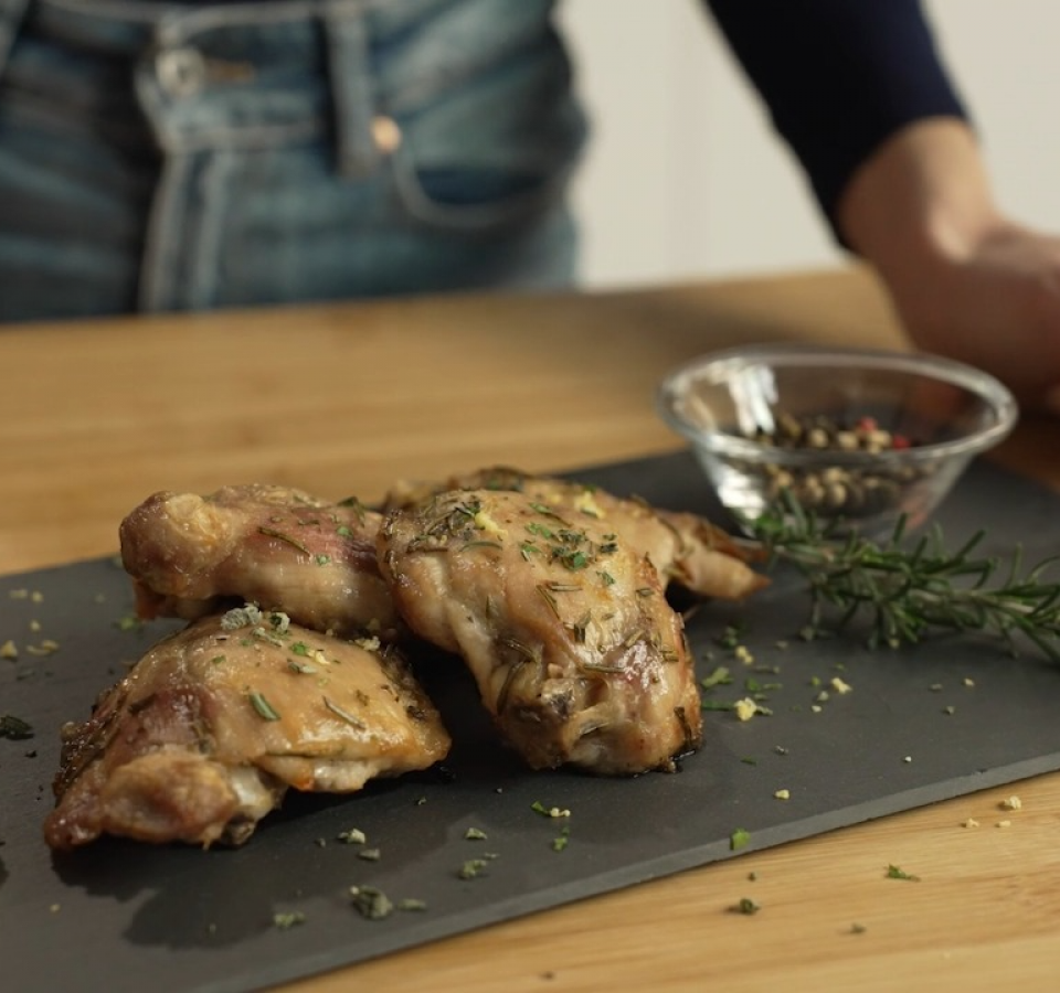 Sovracosce di pollo alle erbe aromatiche in friggitrice ad aria