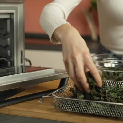 put the kale leaves in the basket air fryer