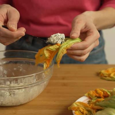 fill the squash blossoms