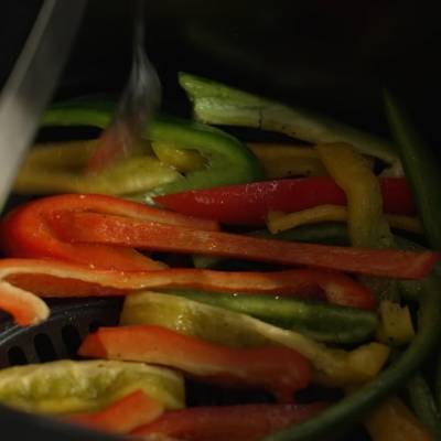 insert peppers in air fryer