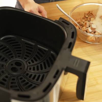 Fryed tofu in air fryer img 1