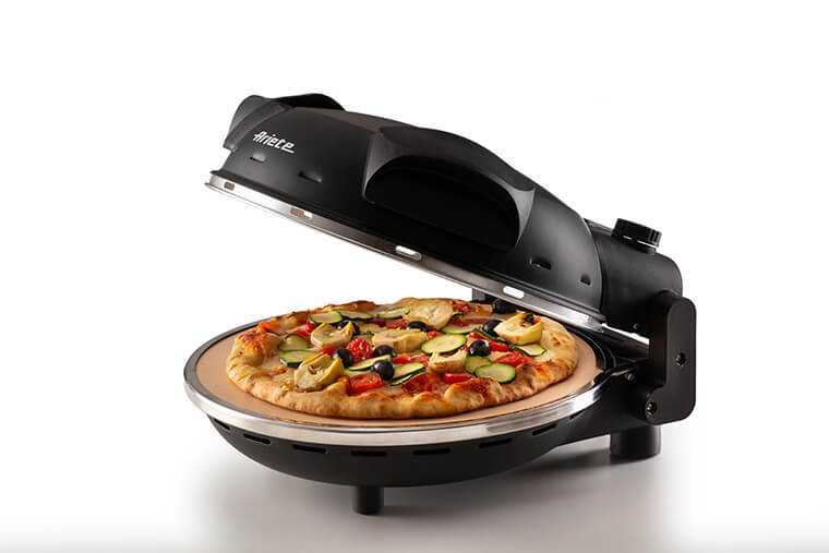 Black oven for homemade pizza, Pizza oven in 4 minutes